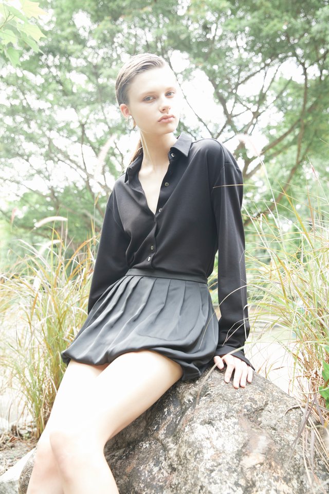 PLEATED BUBBLE HEM SKIRT