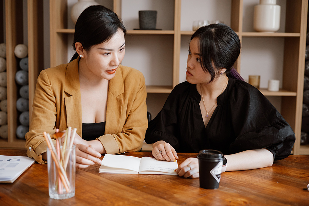 best business to start in singapore, retail business