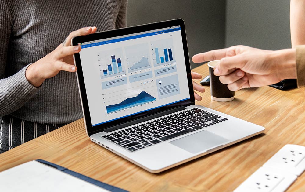 digital marketing plan (perform competition analysis) , digital marketing campaigns (market share)