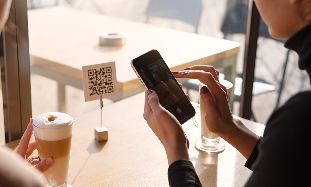 scan qr code (dynamic qr codes)
